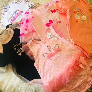 Lot of Baby Girl Clothes 0-9 Month NWT